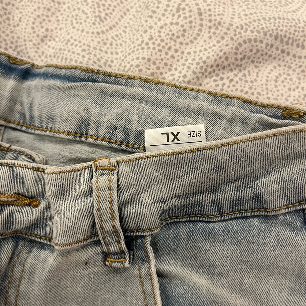 Jeans - Picture 4 of 4